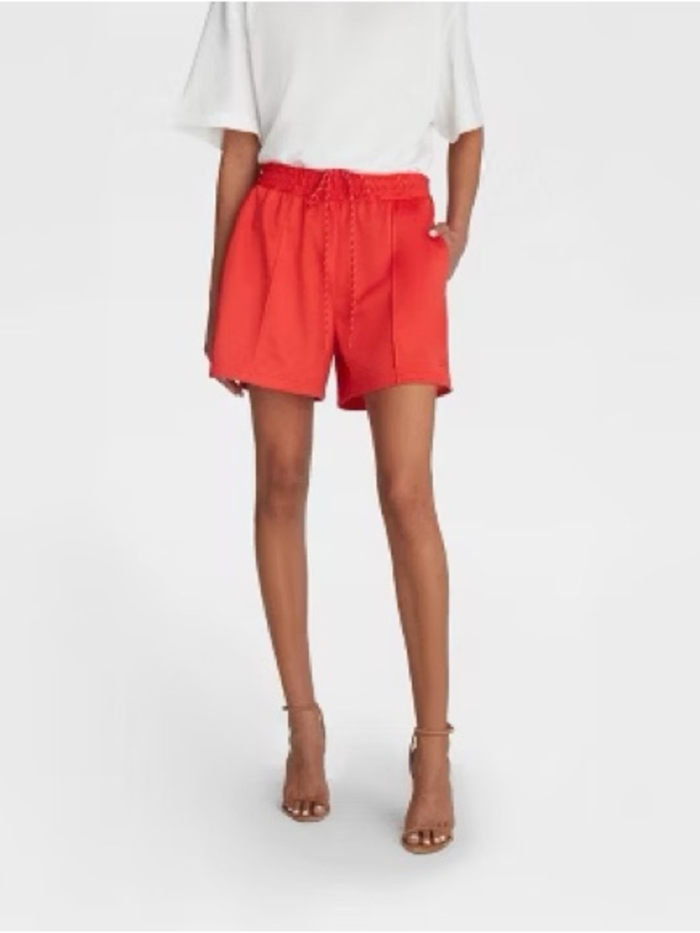 NWT KBB by Kahlana Women's Athletic Pull-On Shorts in Coral Red